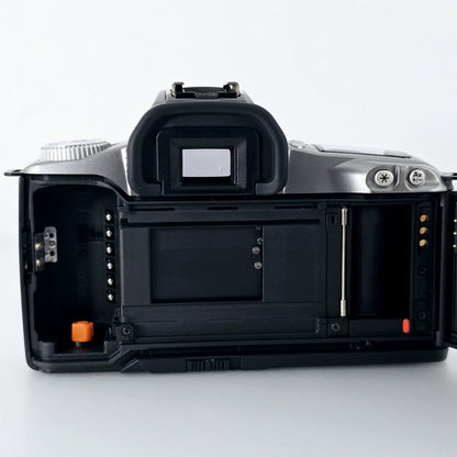 [Pre-owned] Canon EOS Kiss III L 35mm AF Film Camera Body — Near Mint — Japan #5500