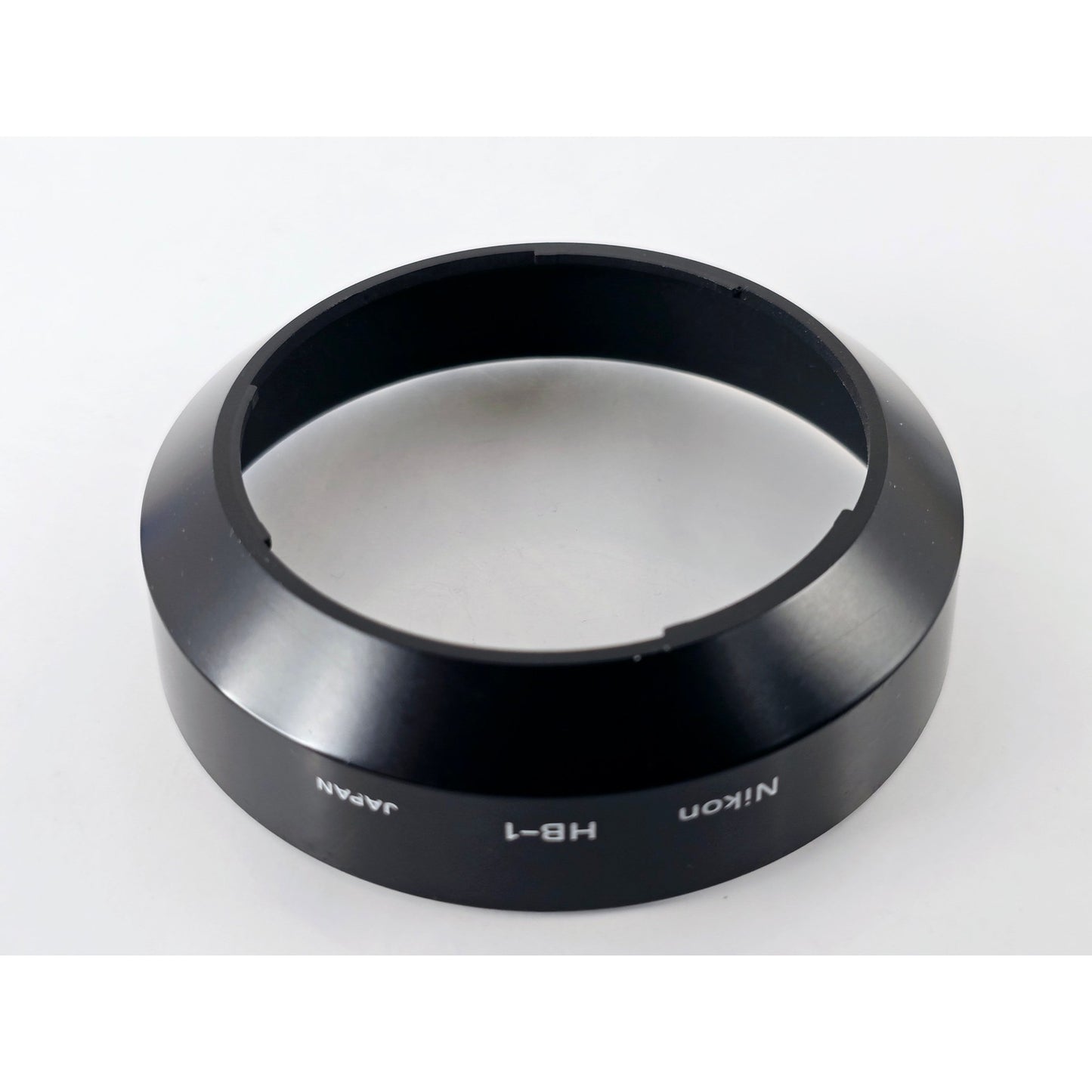 [Pre-owned] Nikon HB-1 Lens Hood for AF 35-70mm f/2.8 & 28-85mm f/3.5-4.5 — Near MINT — Japan #2961