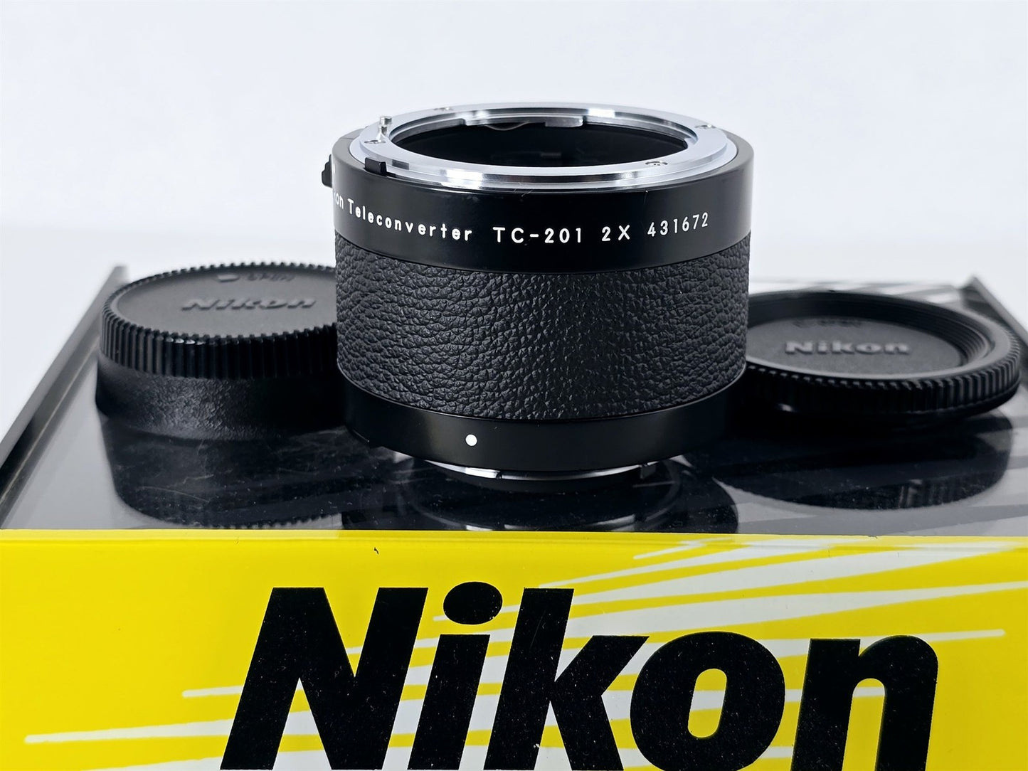 [Pre-owned] Nikon Teleconverter TC-201 2X for Nikon F Mount — Mint — Japan #5219