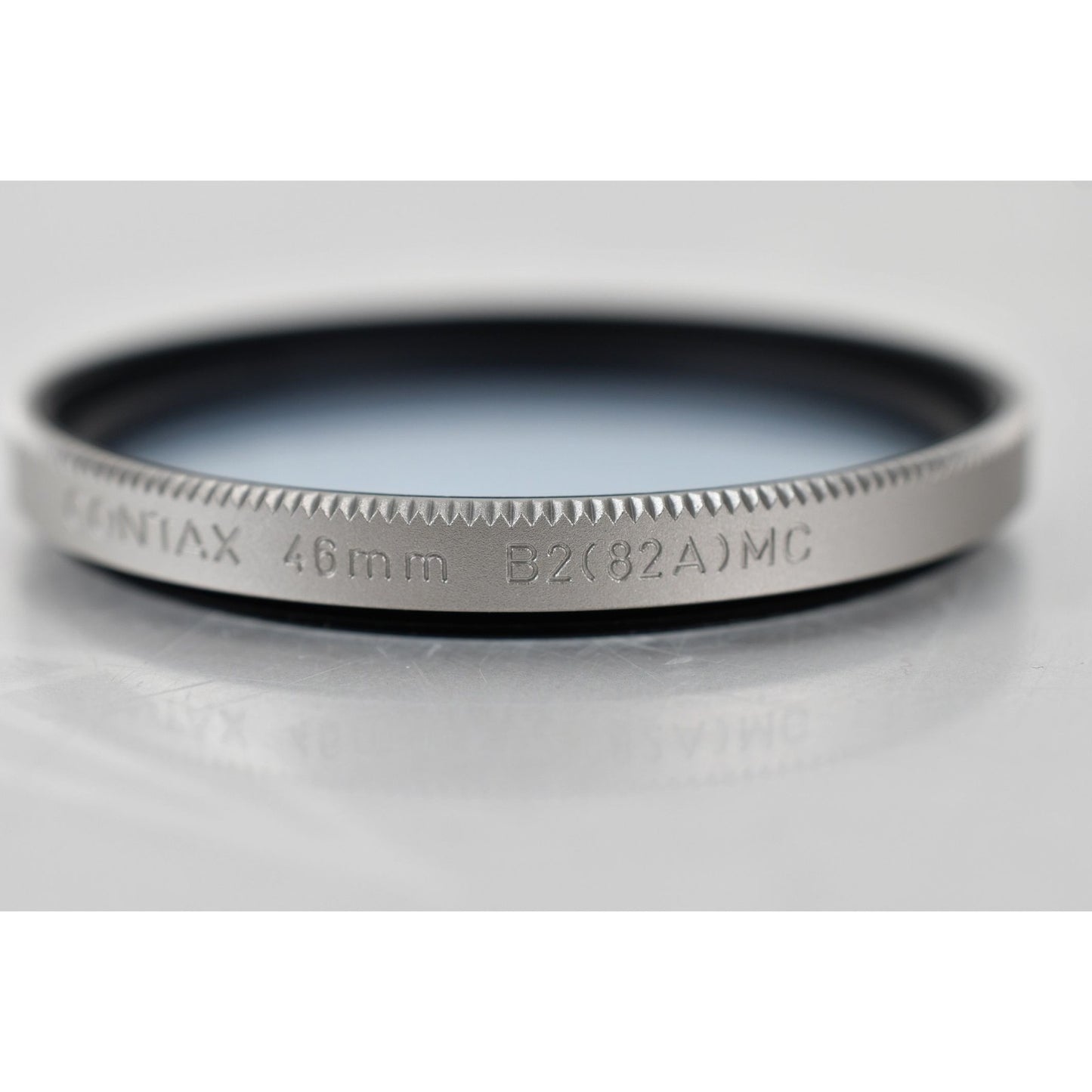 [Pre-owned] Contax 46mm B2 (82A) MC Lens Filter — Near MINT — Japan #2195