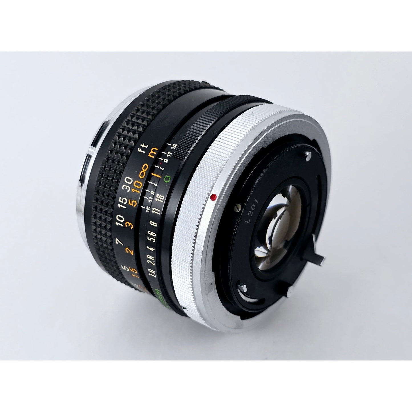 [Pre-owned] Canon FD 50mm f/1.8 MF Standard Lens — Near MINT — Japan #2843