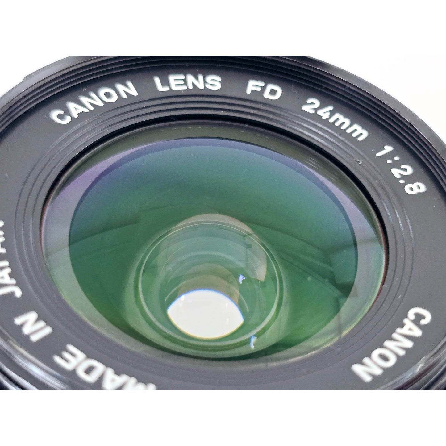 [Pre-owned] Canon New FD 24mm f2.8 Wide Angle MF Lens — Near MINT — Japan #4899