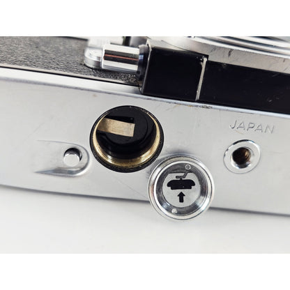 [Pre-owned] Minolta SRT 101 SLR 35mm Film Camera Body — Near MINT — Japan #4266