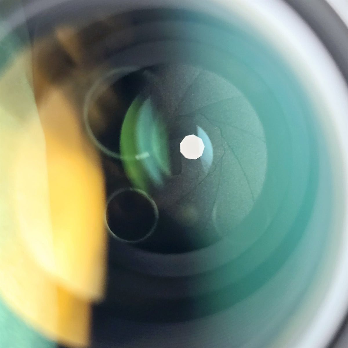 [Pre-owned] Nikon Zoom Nikkor 80-200mm f/4 MF Telephoto Lens — Near Mint — Japan #5667