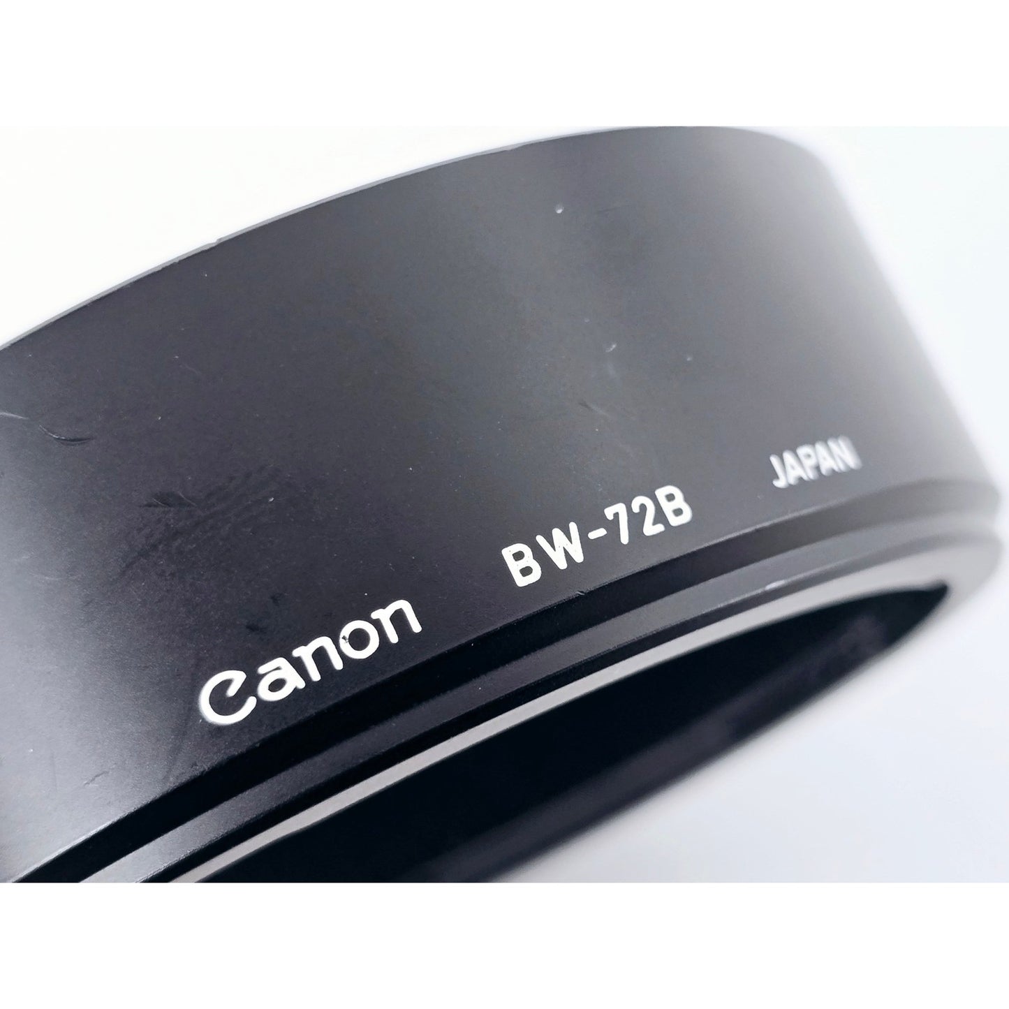 [Pre-owned] Canon BW-72B Plastic Lens Hood for FD 35-105mm F3.5 — Near MINT — Japan #4774