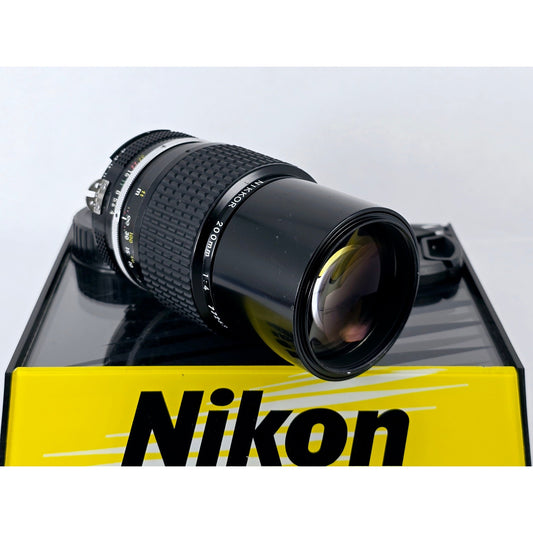 [Pre-owned] Nikon Ai Nikkor 200mm F4 MF Telephoto Lens — Near MINT — Japan #2807