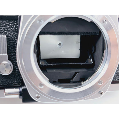 [Pre-owned] Minolta SRT Super Silver SLR 35mm Film Camera (Body Only) — Near MINT — Japan #2461