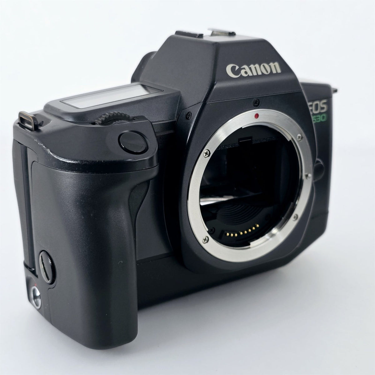 [Pre-owned] Canon EOS 630 Gray 35mm AF SLR Film Camera Body — Near Mint — Japan #5296