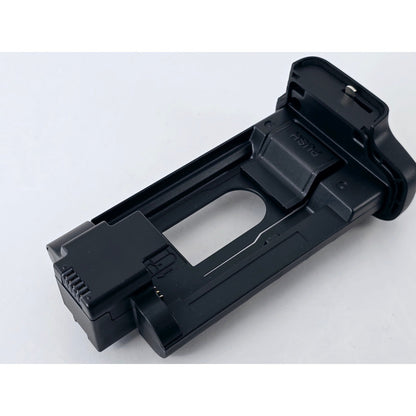 [Pre-owned] Nikon MS-D11EN Rechargeable Battery Holder — Unused — Japan #3514