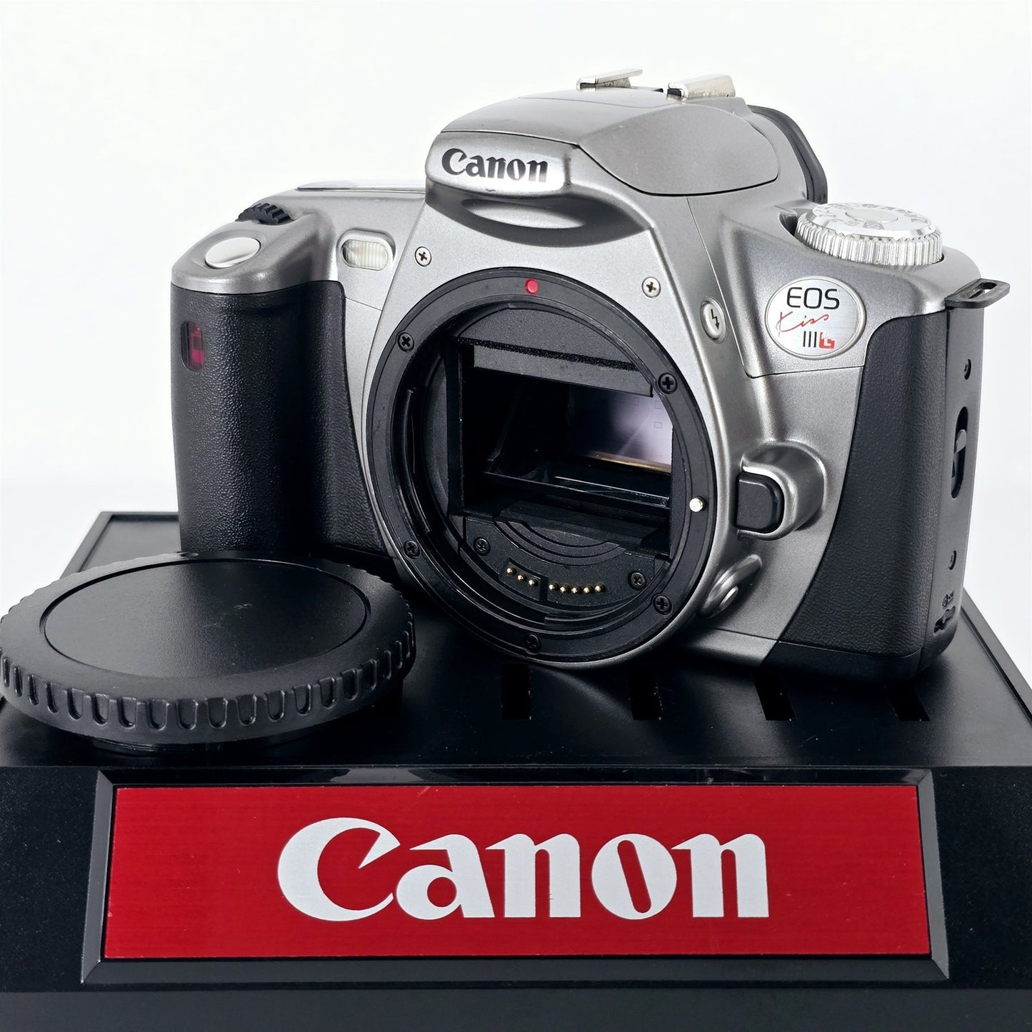 [Pre-owned] Canon EOS Kiss III L 35mm AF Film Camera Body — Near Mint — Japan #5418