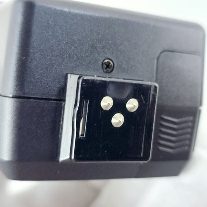 [Pre-owned] Olympus T18 Electronic Flash Unit for 35mm Film Camera — Mint — Japan #5517