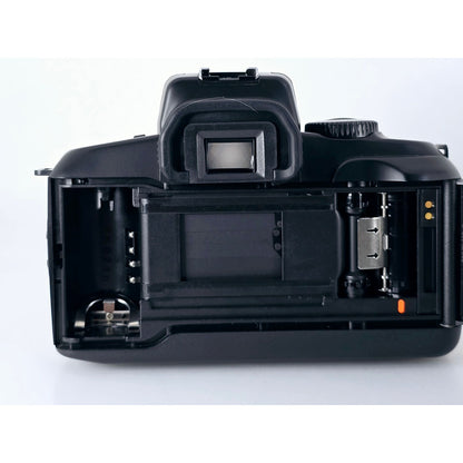[Pre-owned] Canon EOS 700QD 35mm Film Camera with EF 28-80mm f/3.5-5.6 IV Lens — Near MINT+++ — Japan #3894