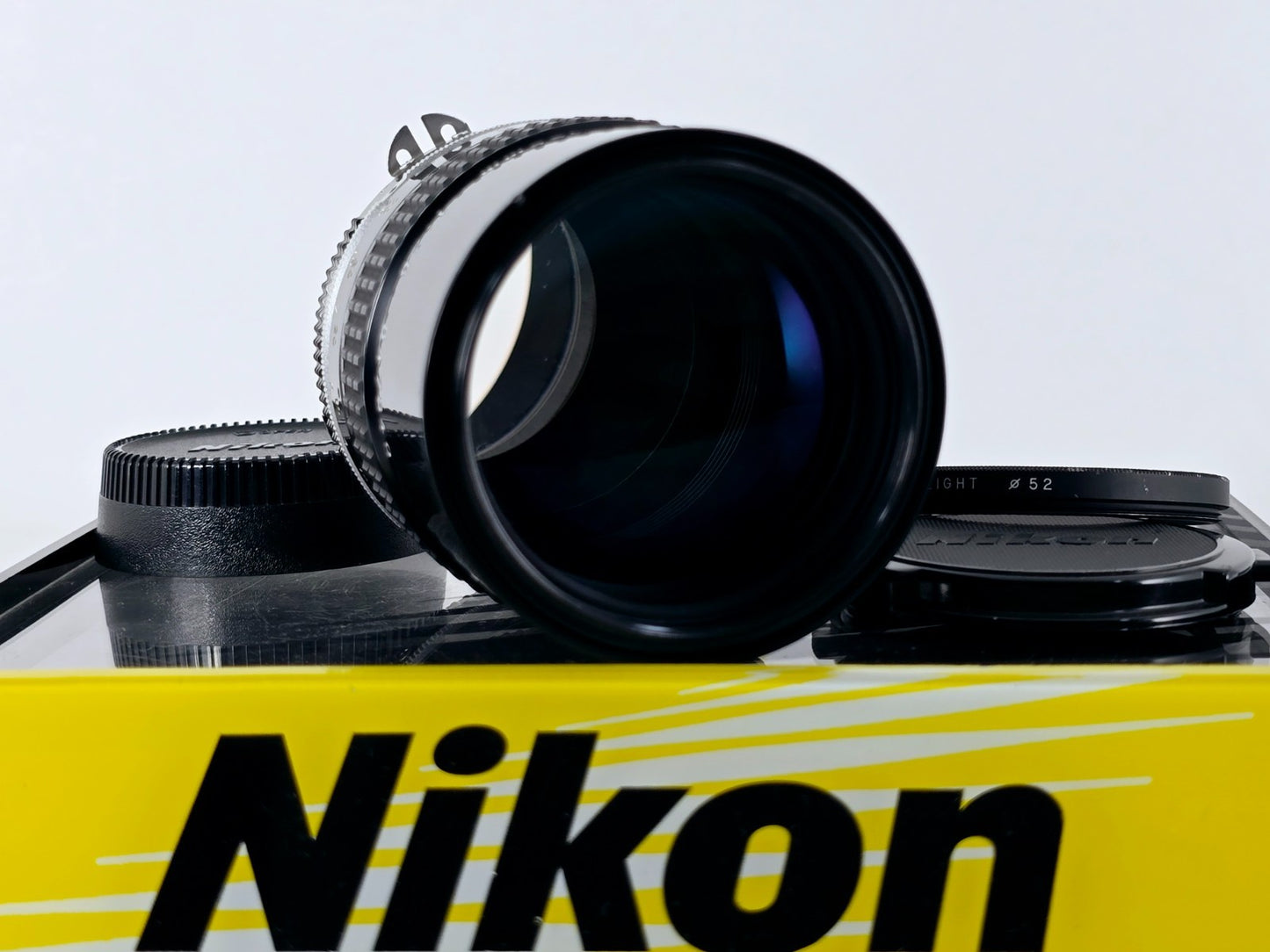 🌸[Near MINT] Nikon Ai Nikkor 135mm F2.8 MF Lens for F2 FE2 FM2 F3 FM3A Japan