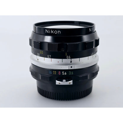 [Pre-owned] Nikon Non-Ai Nikkor-H Auto 28mm F3.5 Wide Angle MF Lens — Near MINT — Japan #4819