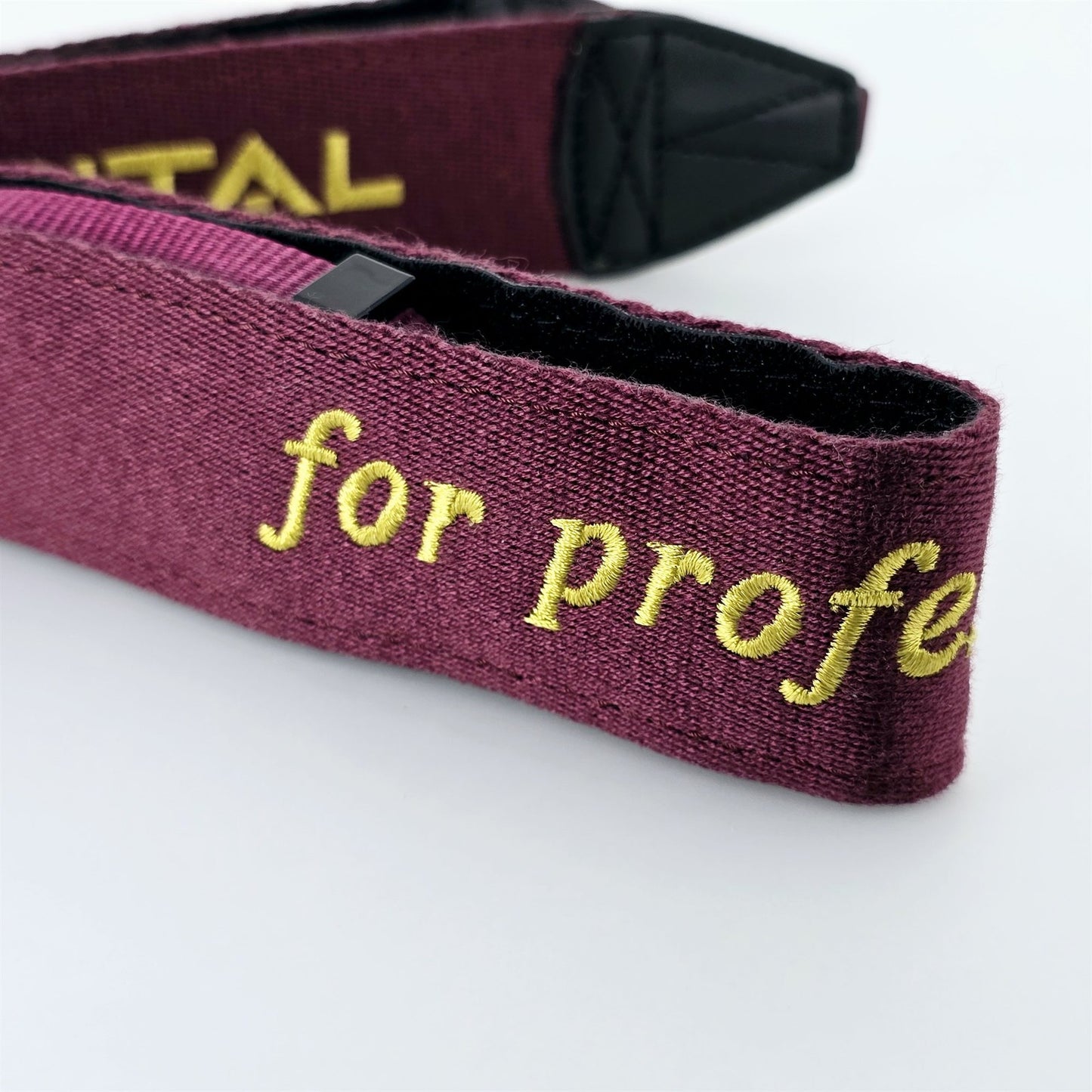 [Pre-owned] Canon Professional Gold Embroidered Logo Neck Strap for EOS Digital — Unused — Japan #5442