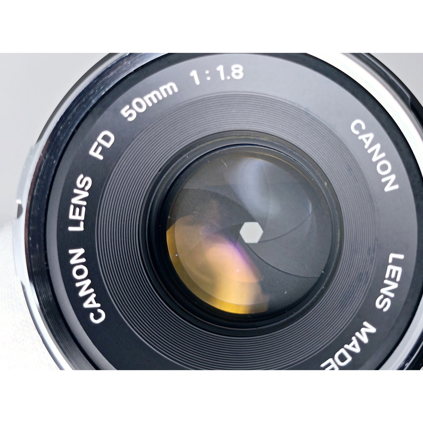 [Pre-owned] Canon FD 50mm f/1.8 MF Standard Lens — Near MINT — Japan #2843