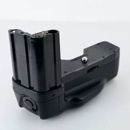 [Pre-owned] Genuine Nikon MB-10 Battery Grip for N90 N90s F90 F90s — Near Mint — Japan #5408