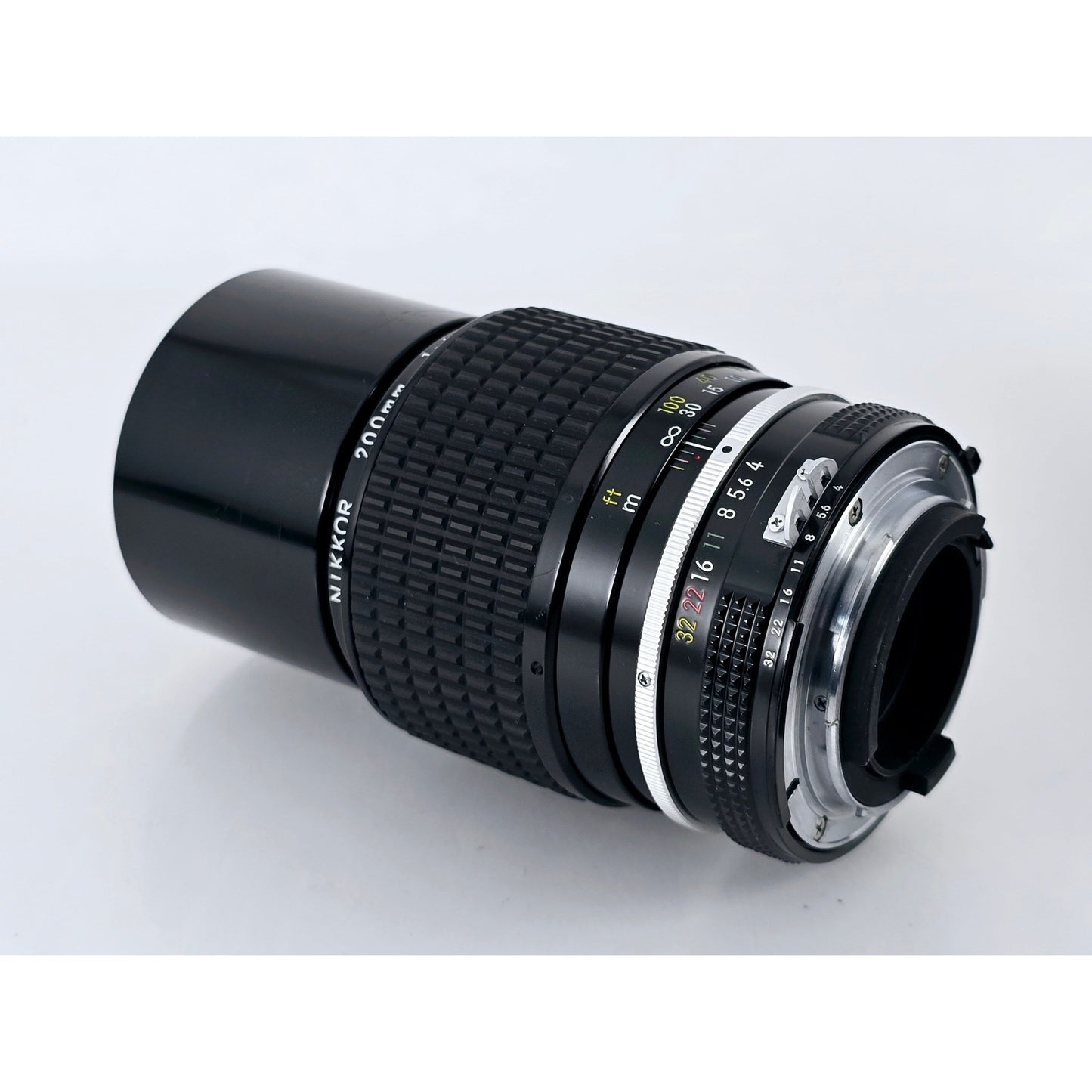 [Pre-owned] Nikon Ai Nikkor 200mm F4 MF Telephoto Lens — Near MINT — Japan #3199