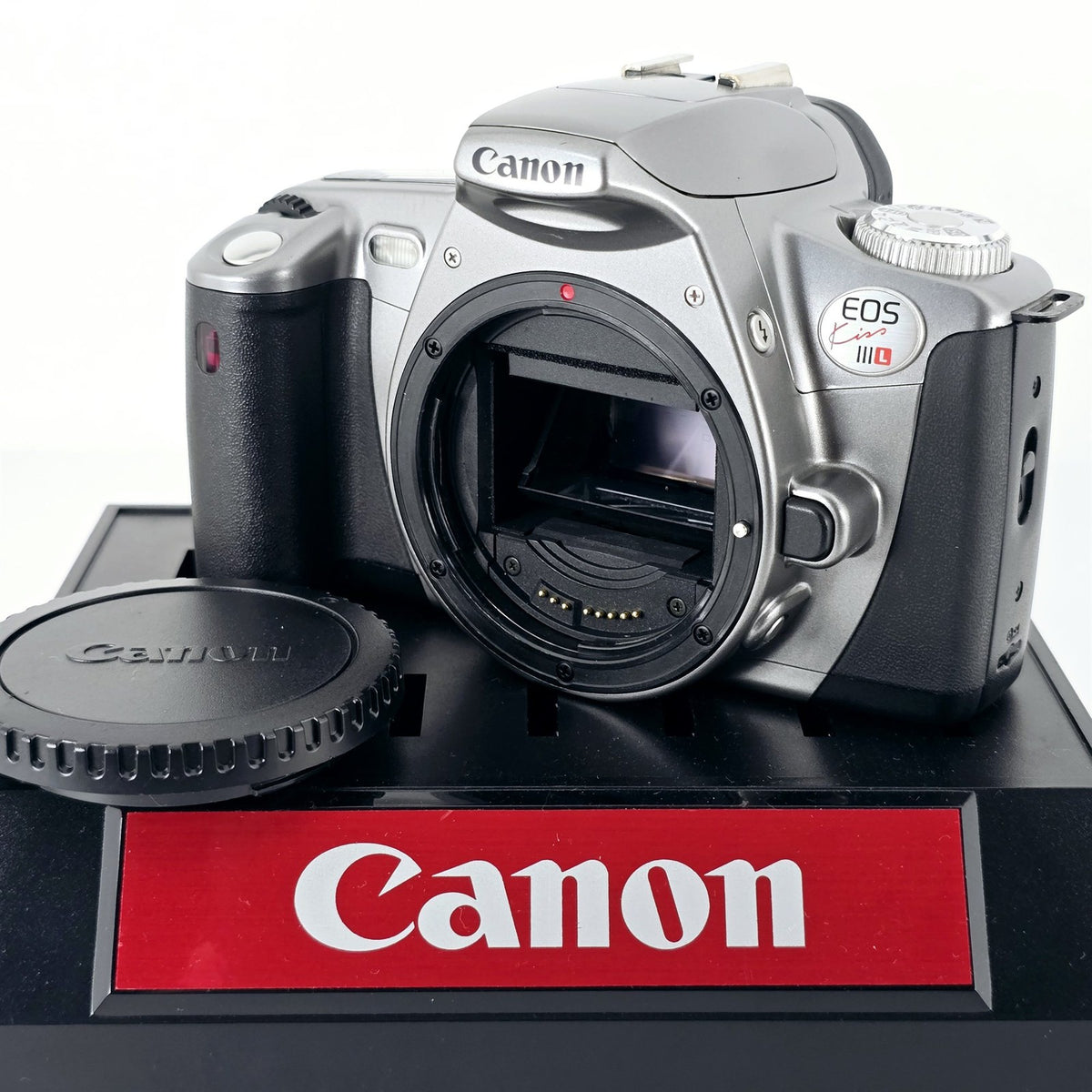 [Pre-owned] Canon EOS Kiss III L 35mm AF Film Camera Body — Near Mint — Japan #5500