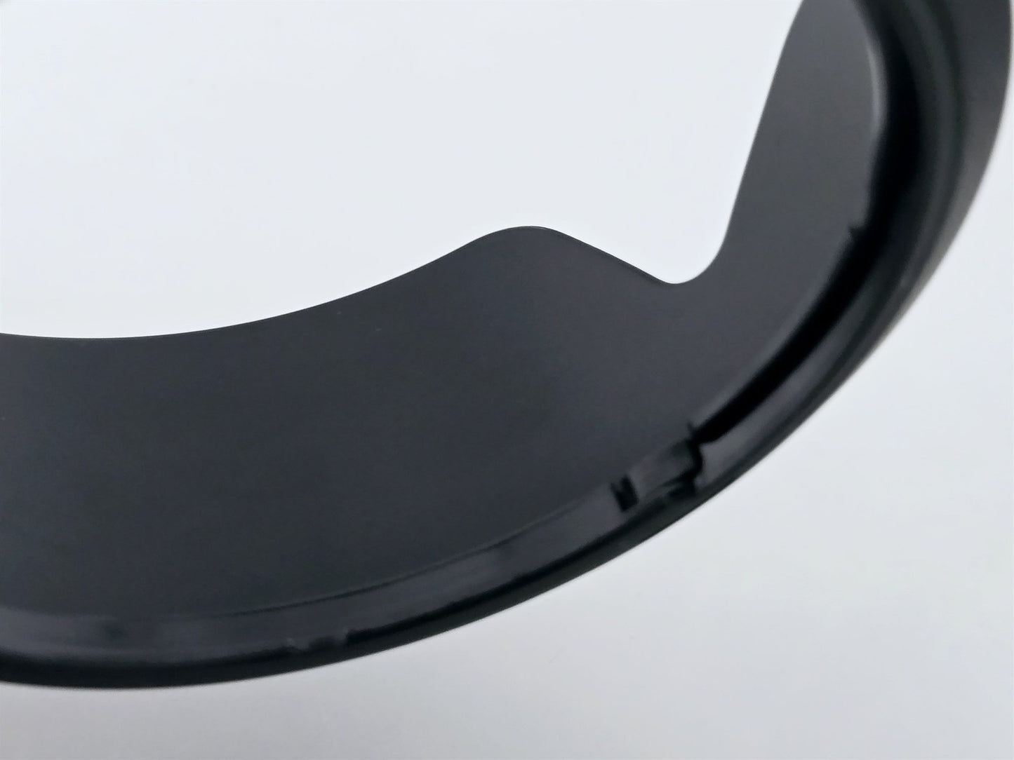 [Pre-owned] Canon EW-60F Lens Hood for EF-M 18-150mm F3.5-6.3 IS STM — Unused — Japan #5260