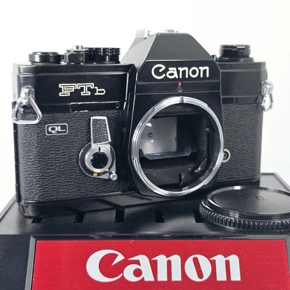 [Pre-owned] Canon FTb Black 35mm SLR Film Camera Body — Excellent+++++ — Japan #5831