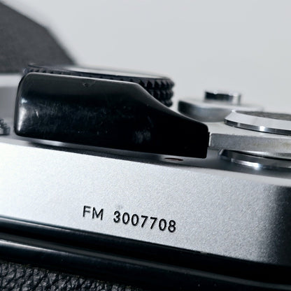 [Pre-owned] Nikon FM SLR 35mm Film Camera Body Only — Near Mint+++ — Japan #5655