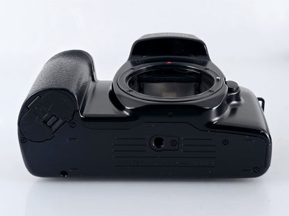 [Pre-owned] Canon EOS 1000 QD-P AF SLR 35mm Film Camera Body Only — Mint — Japan #3697