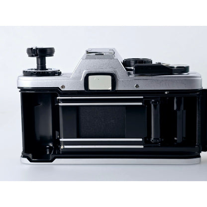 [Pre-owned] Olympus OM10 SLR 35mm Film Camera (Body Only) — Near MINT — Japan #4953
