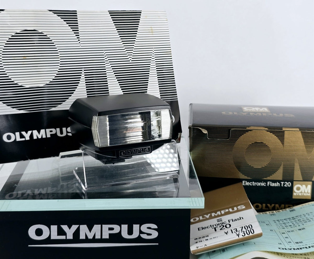 [Pre-owned] Olympus T20 OM System Electronic Flash (Shoe Mount) — Near Mint — Japan #5572