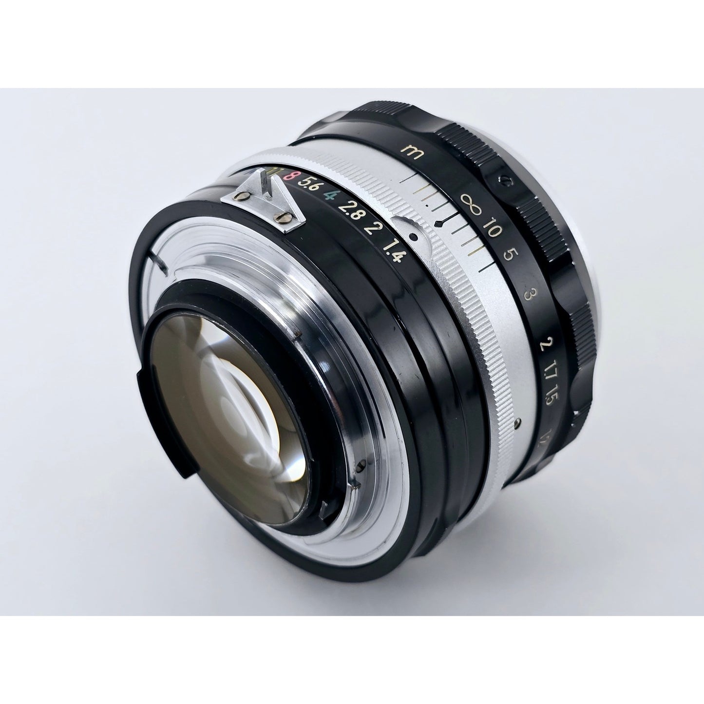 [Pre-owned] Nikon Non-Ai Nikkor-S Auto 50mm F1.4 MF Lens (6 Blades, Early) — Near MINT — Japan #4753