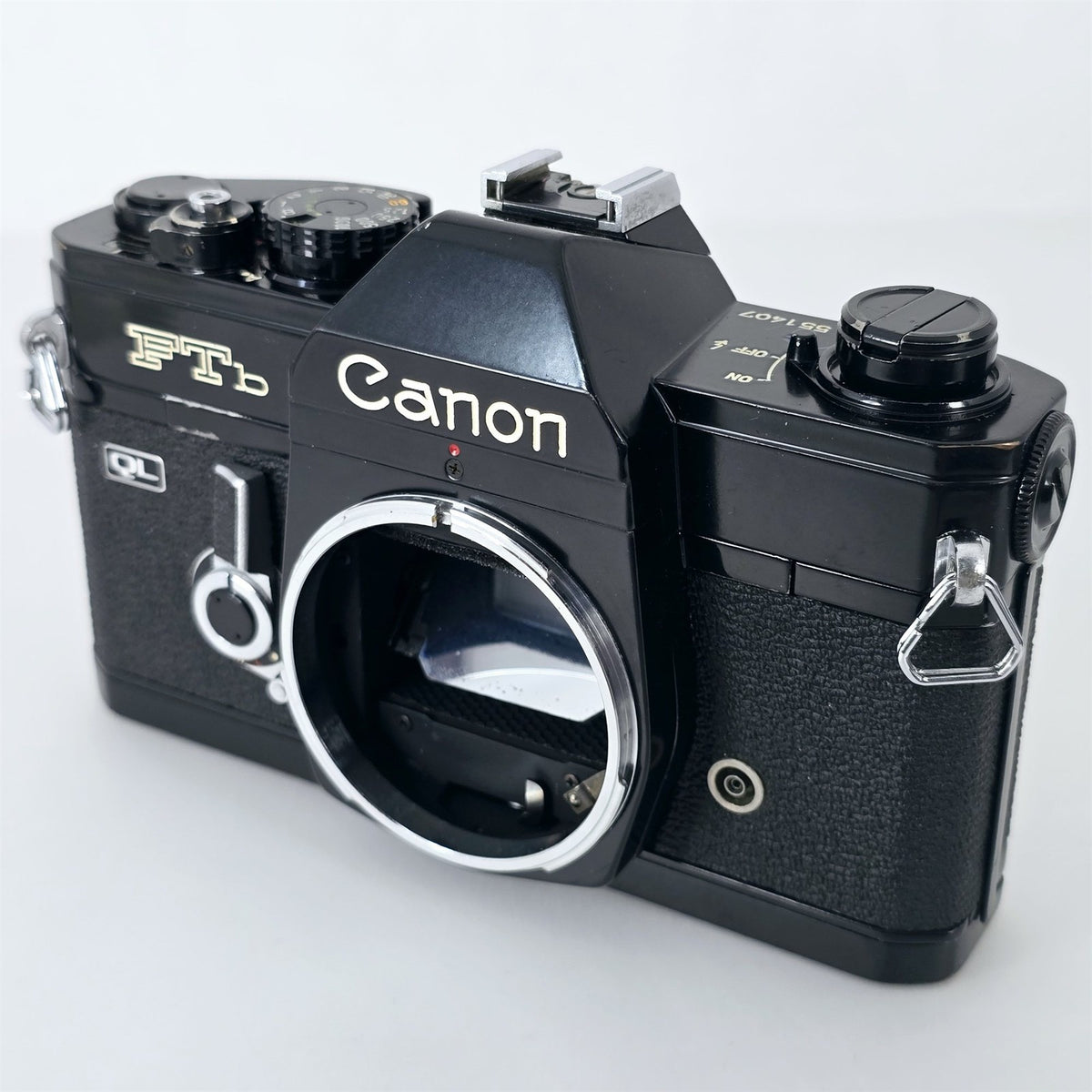 [Pre-owned] Canon FTb Black 35mm SLR Film Camera Body — Excellent+++++ — Japan #5831