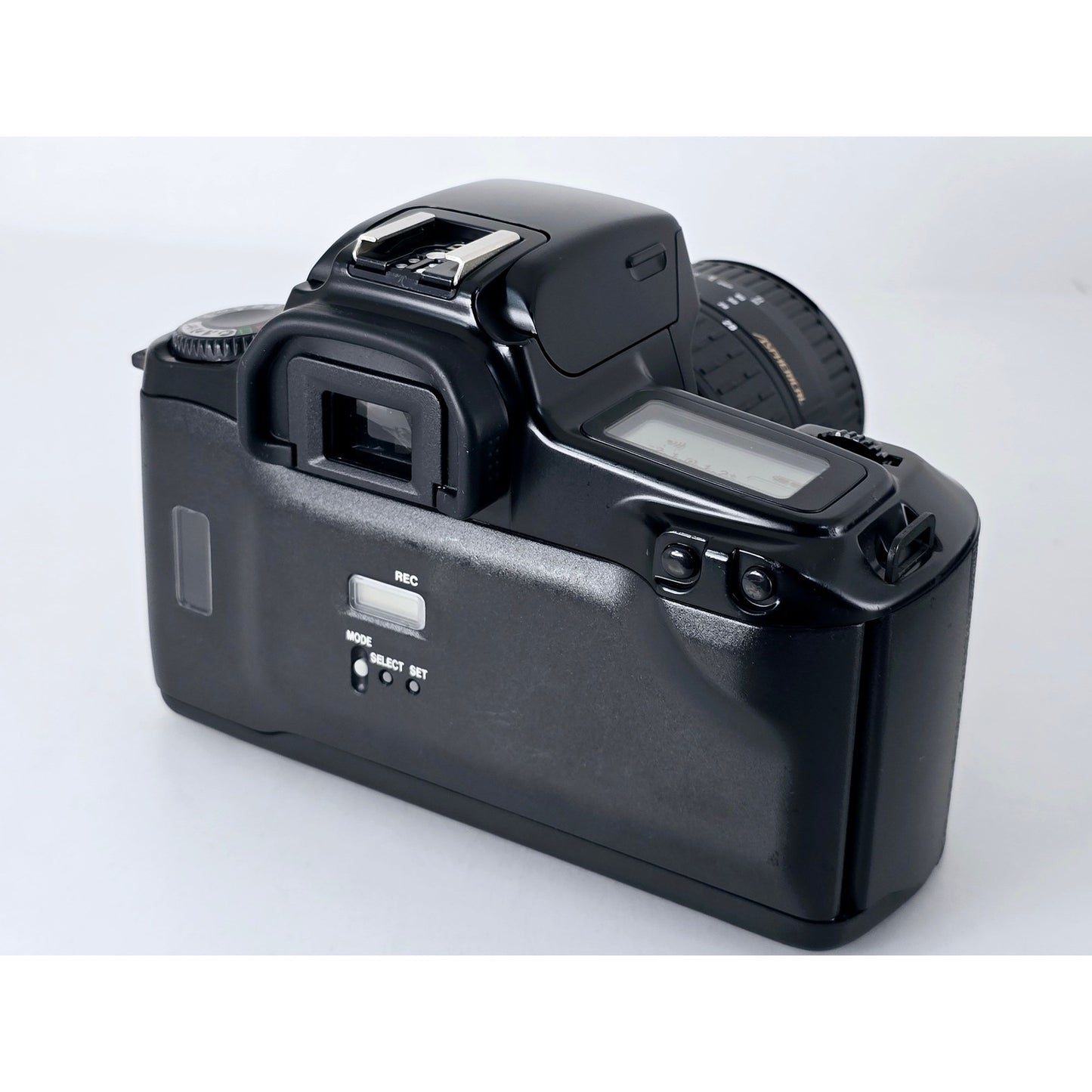 [Pre-owned] Canon EOS 1000S QD Film Camera with Sigma 28-80mm f/3.5-5.6 II AF Lens — Near MINT — Japan #3966