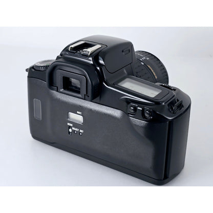 [Pre-owned] Canon EOS 1000S QD Film Camera with Sigma 28-80mm f/3.5-5.6 II AF Lens — Near MINT — Japan #3966