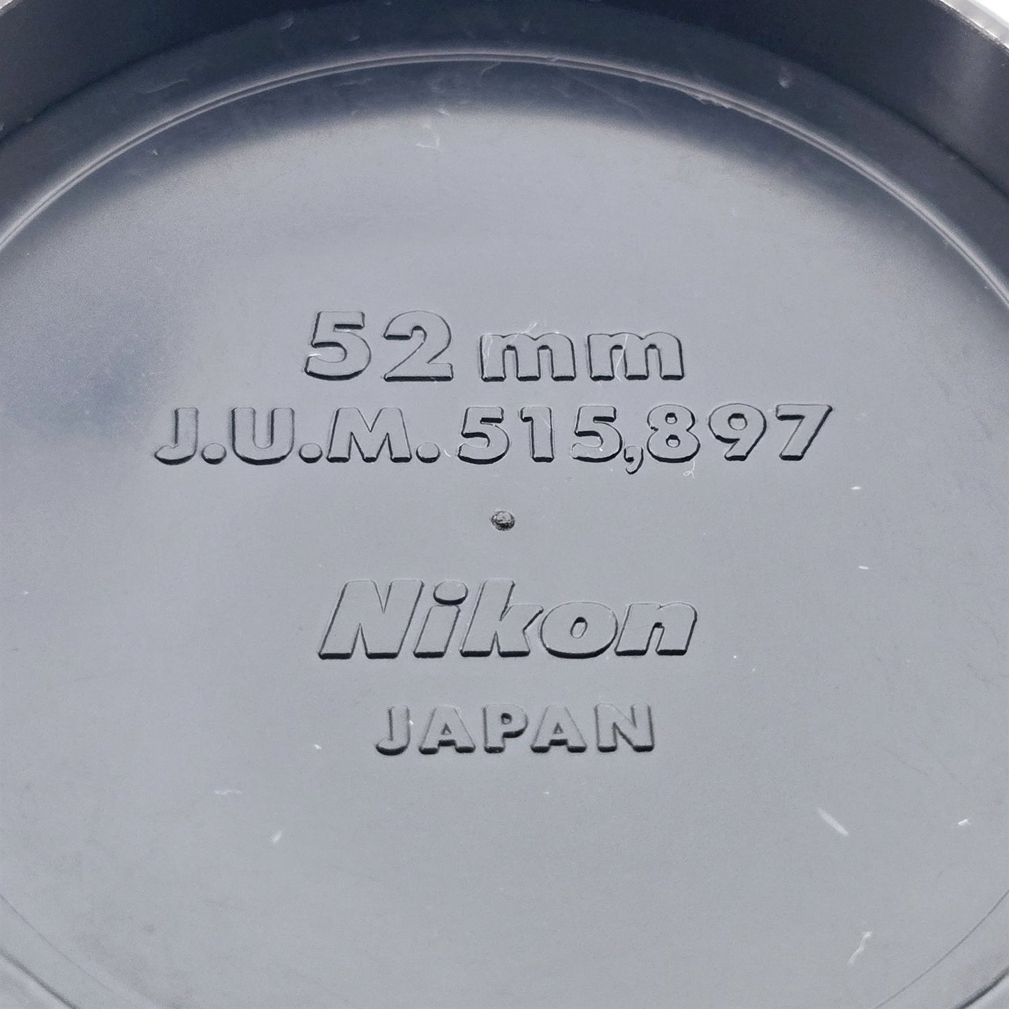 [Pre-owned] Nikon Nikkor 52mm Pin-Type Clip-On Front Lens Cap (Set of 2) — Near Mint — Japan #5532