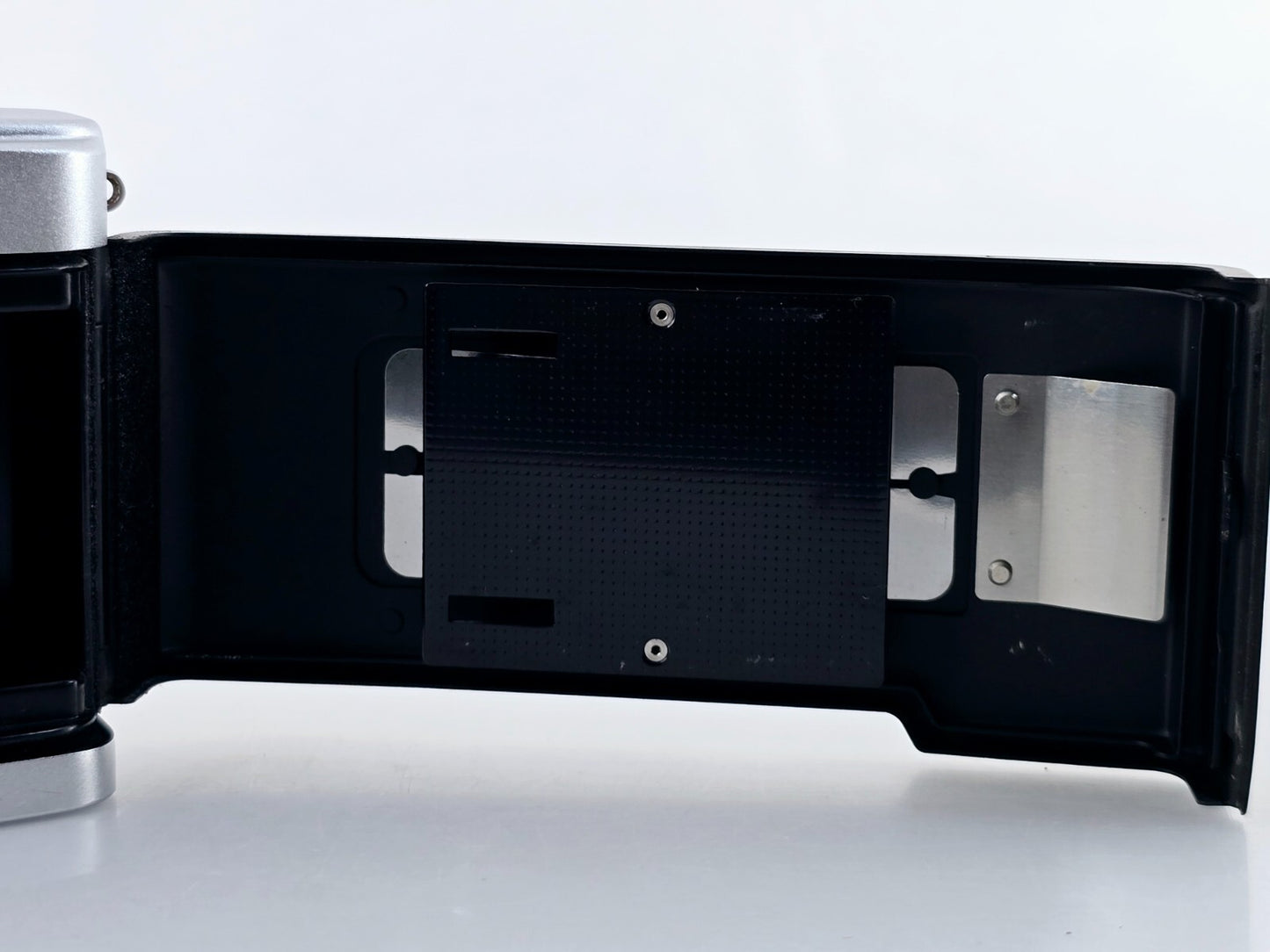 Red Flag OK🌸[Near MINT] Olympus Trip 35 Point & Shoot 35mm Film Camera Japan