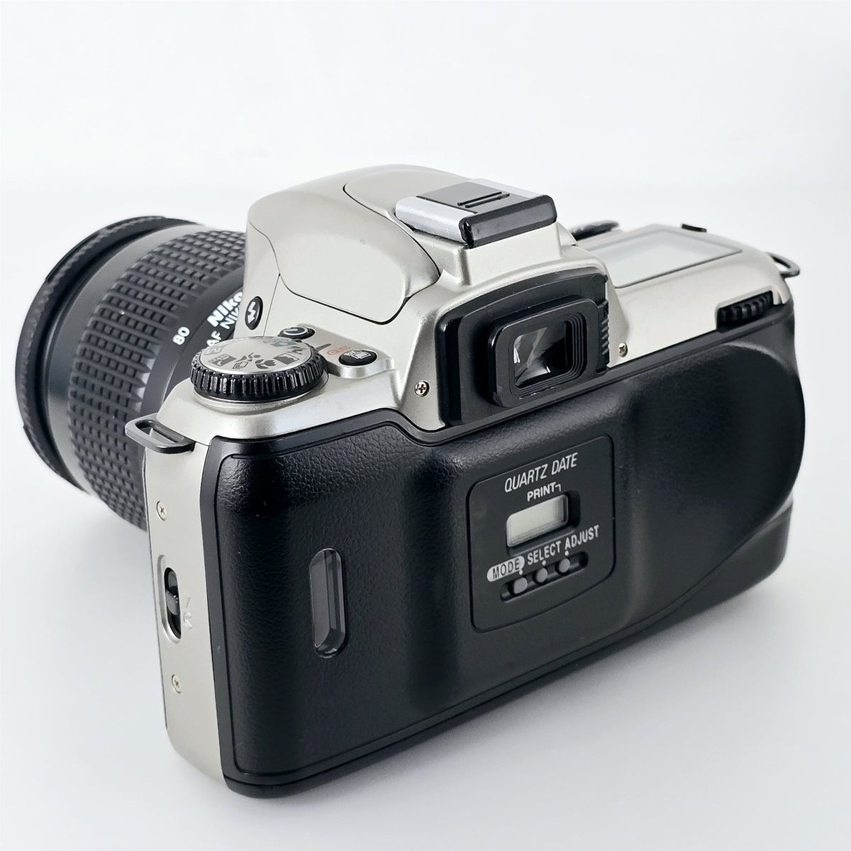 [Pre-owned] Nikon U (F65 / N65) 35mm Film Camera with AF 28-80mm f/3.3-5.6D — Near Mint+++ — Japan #5622