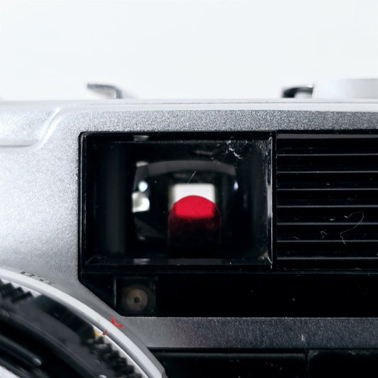 [Pre-owned] Olympus Trip 35 Point & Shoot 35mm Film Camera — Near Mint — Japan #5523