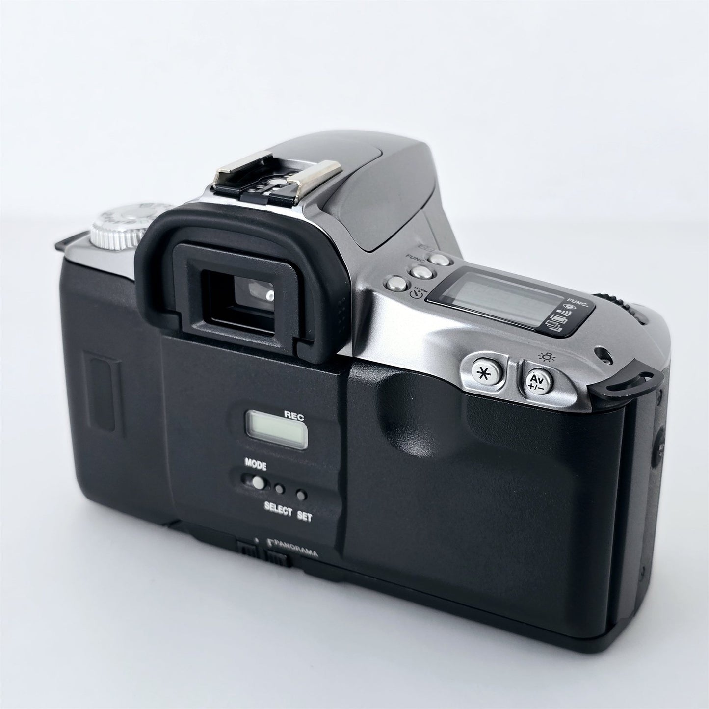 [Pre-owned] Canon EOS Kiss III L 35mm AF Film Camera Body — Near Mint — Japan #5500