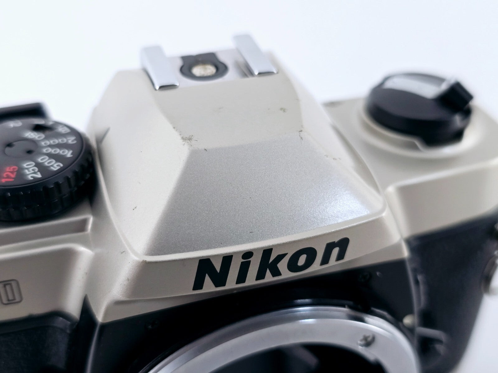 New Seal🌸[Near MINT] Nikon FM10 SLR 35mm Film Camera Body Only From Japan