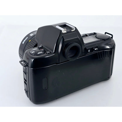 [Pre-owned] Nikon F-801s 35mm Film Camera with AF 35-70mm F3.3-4.5 Lens — Near MINT — Japan #5177