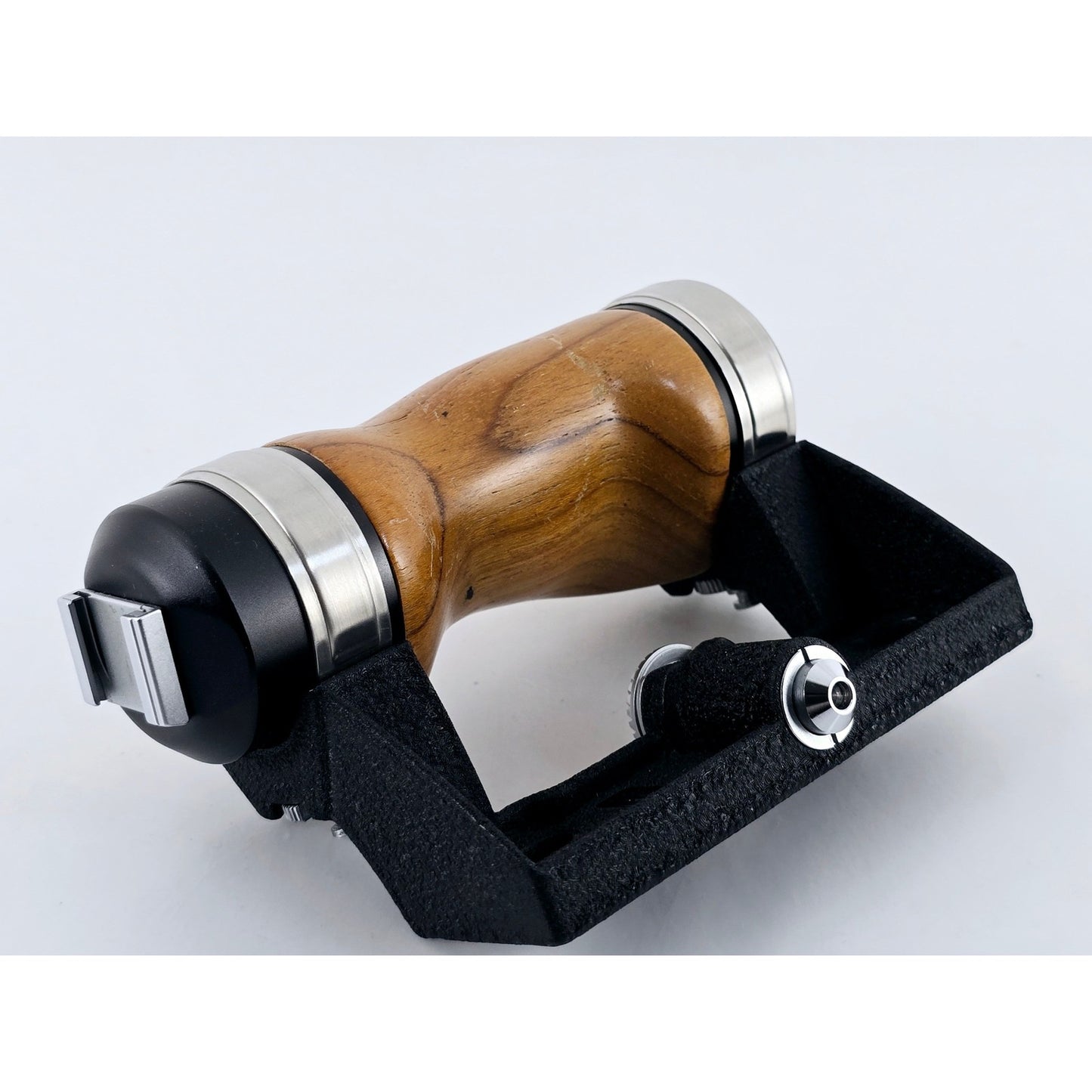 [Pre-owned] Asahi Pentax Hand Wood Grip w/ Hot Shoe for 67 67II 6x7 — Near MINT — Japan #3326