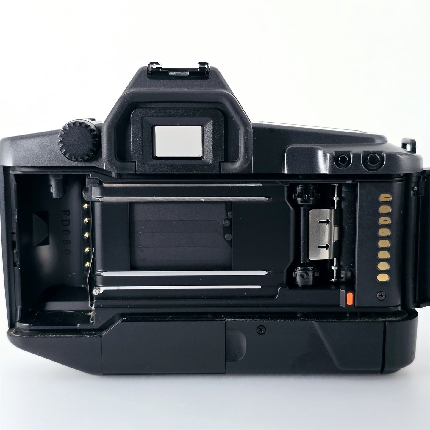 [Pre-owned] Canon EOS 630 Gray 35mm AF SLR Film Camera Body — Near Mint — Japan #5214