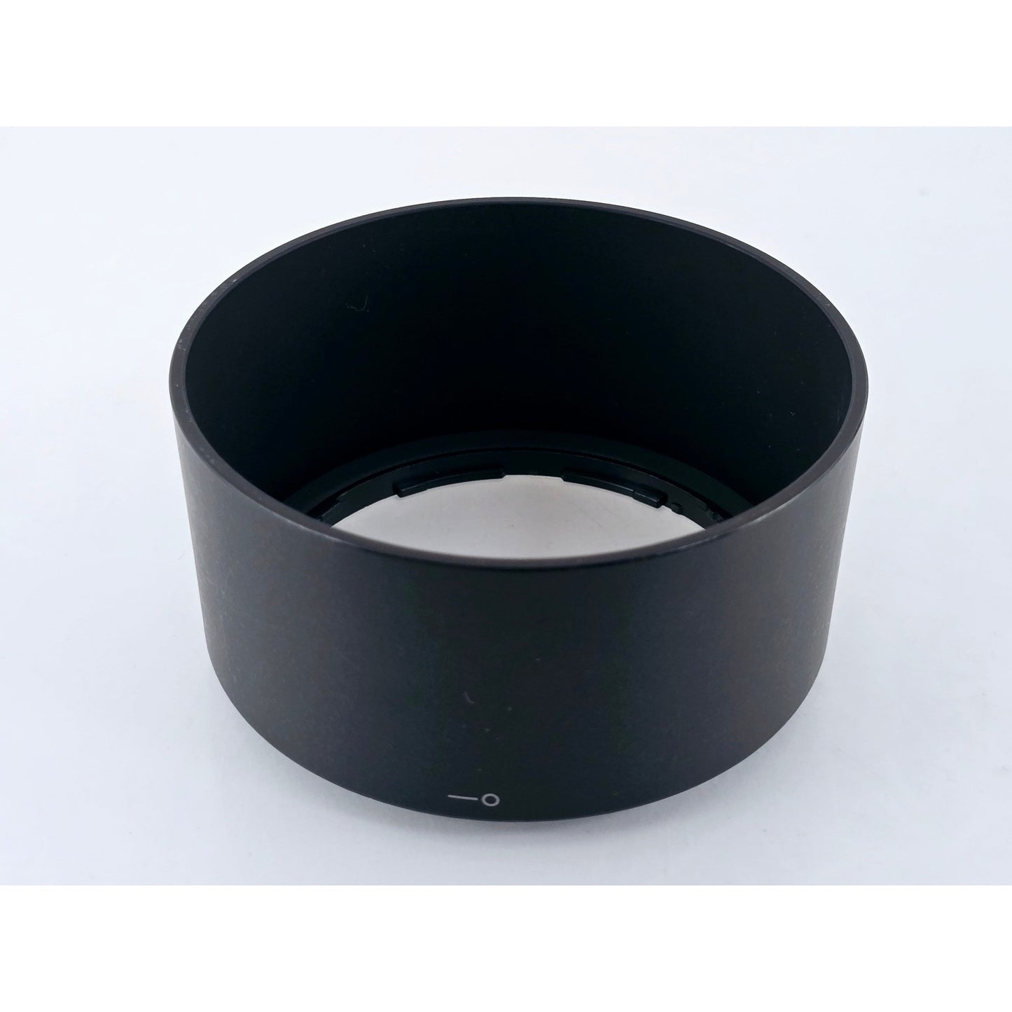 [Pre-owned] Nikon HB-62 Bayonet Lens Hood for AF-S 85mm f/1.8G — MINT — Japan #4175