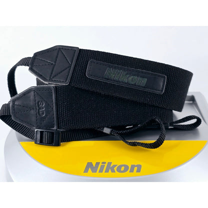 [Pre-owned] Nikon Genuine Camera Neck Strap Black 1.5in (3.8cm) — Near MINT — Japan #3015