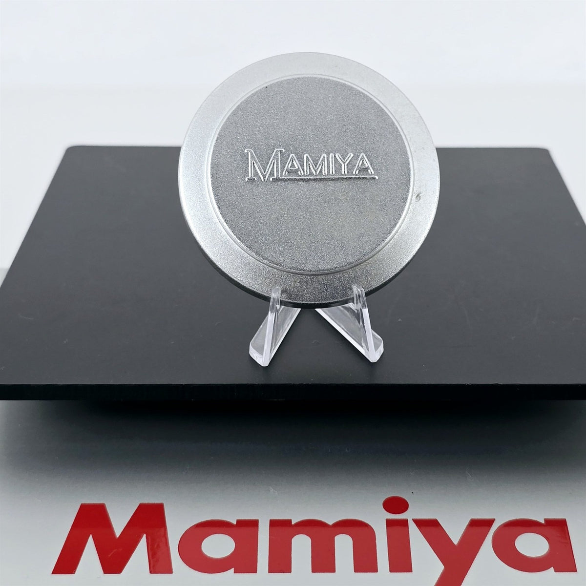 [Pre-owned] Genuine Mamiya Metal Front Lens Cap 46mm Push-On — Near Mint — Japan #5629