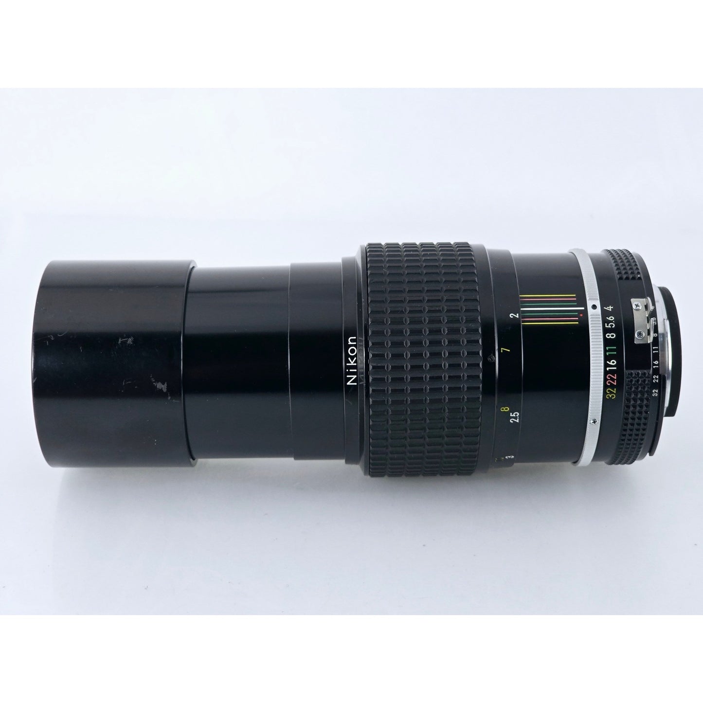 [Pre-owned] Nikon Ai Nikkor 200mm F4 MF Telephoto Lens — Near MINT — Japan #3668