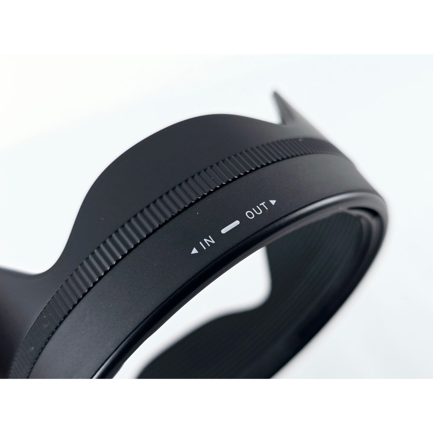 [Pre-owned] Sigma LH706-01 67mm Lens Hood for 28-70mm F2.8 DG DN — Top MINT — Japan #2968