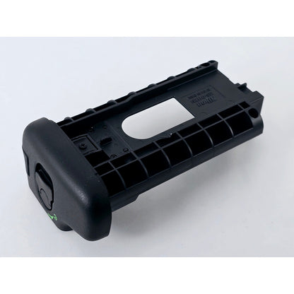 [Pre-owned] Nikon MS-D11EN Rechargeable Battery Holder — Unused — Japan #3514