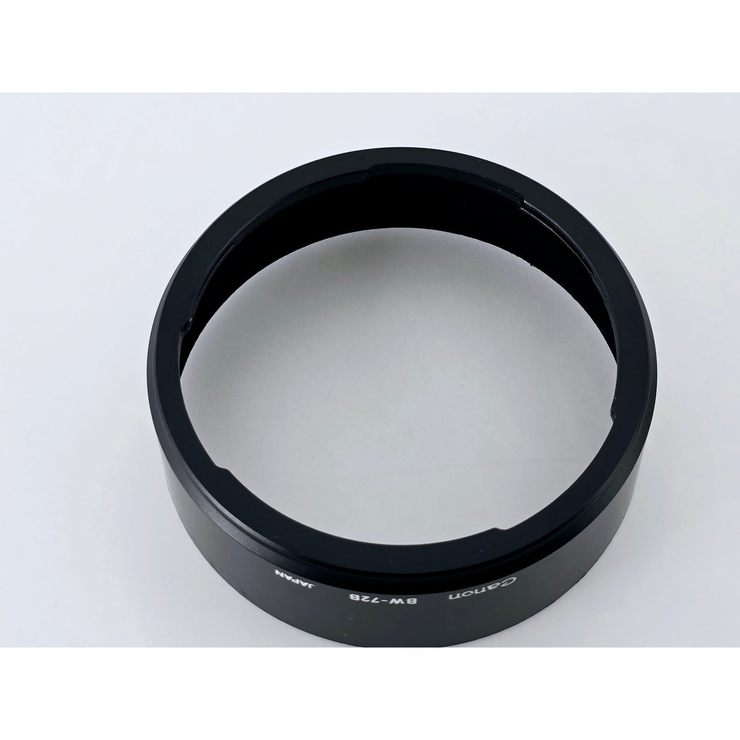 [Pre-owned] Canon BW-72B Plastic Lens Hood for FD 35-105mm F3.5 — Near MINT — Japan #4774