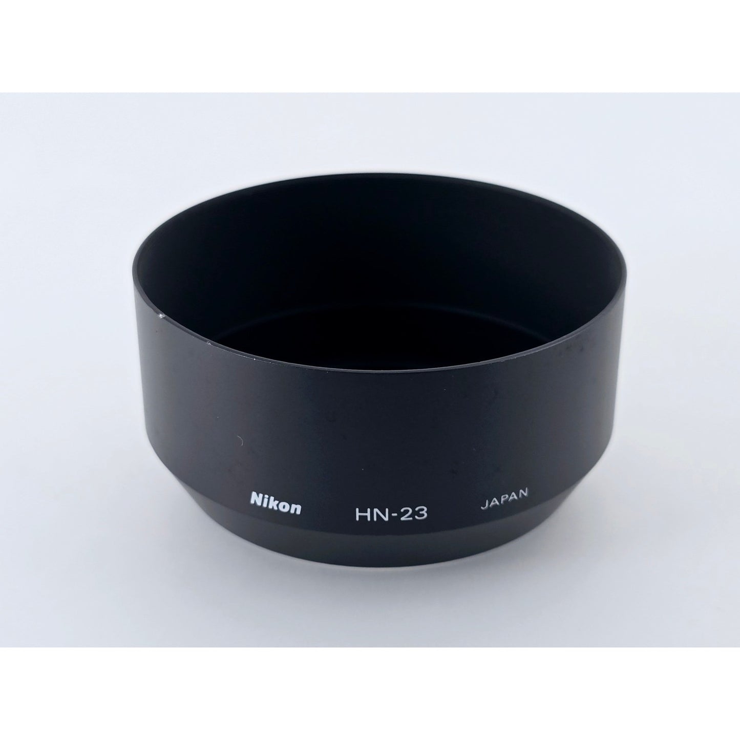 [Pre-owned] Nikon HN-23 62mm Lens Hood for 80-200mm f/4 & 85mm f/1.8 — Near MINT — Japan #4784